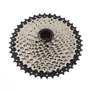 11 Speed cassette, Teeth:11T-42T, Colour: Nickle, Comp:with Shimano,Sram packed in Clarks display bo